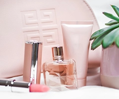 Cosméticos e perfumes